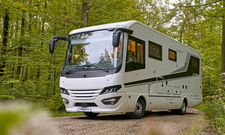 Una casa rodante de lujo que eleva el concepto de viajar. Confort, tecnología y estilo en un solo vehículo, ideal para quienes buscan lo mejor en cada viaje.