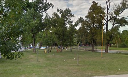 El robo fue en la zona de juegos del Parque Garay sobre calle Obispo Gelabert, al lado de la sede del Inmusa.