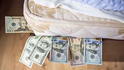 El Gobierno ultima los detalles para incentivar el uso de dólares del 