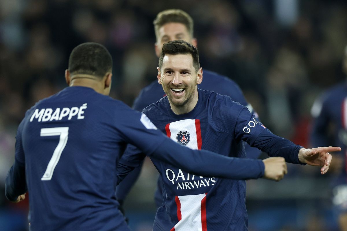 Lionel Messi anotó un tanto en el triunfo de Paris Saint-Germain sobre Nantes y llegó a los 799 goles en su carrera profesional.