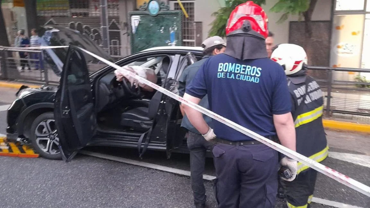 La artista plástica impactó su camioneta contra otro vehículo en el barrio porteño de Monserrat.