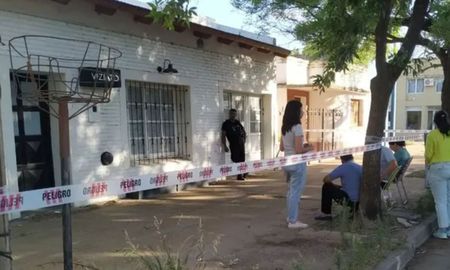 El hallazgo se produjo este lunes cuando el propietario entró para retirar a la mujer del hogar por la falta de contacto.