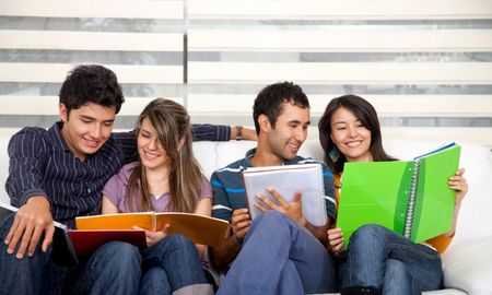 Estudiantes rechazados en las Becas Progresar 2025 por no figurar como alumnos regulares pueden presentar un reclamo hasta el 26 de mayo Estudiantes rechazados en las Becas Progresar 2025 por no figurar como alumnos regulares pueden presentar un reclamo hasta el 26 de mayo