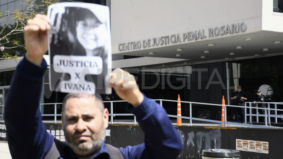 Para el fiscal Gastón Ávila, que investiga el homicidio, podrían haber sido vecinos de la zona los que arrojaron el piedrazo. Para el fiscal Gastón Ávila, que investiga el homicidio, podrían haber sido vecinos de la zona los que arrojaron el piedrazo.