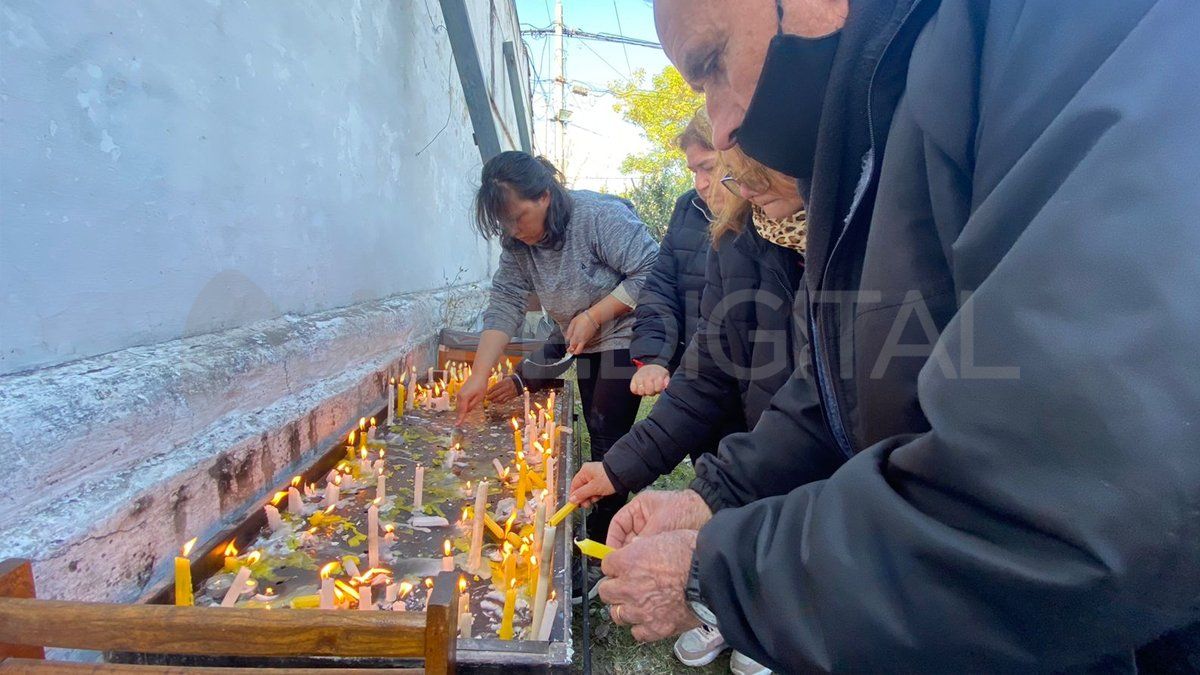 La devoción a San Cayetano en Argentina comenzó en el siglo XVIII a raíz de la labor de María Antonia de Paz y Figueroa, más conocida como Mama Antula. La devoción a San Cayetano en Argentina comenzó en el siglo XVIII a raíz de la labor de María Antonia de Paz y Figueroa, más conocida como Mama Antula.