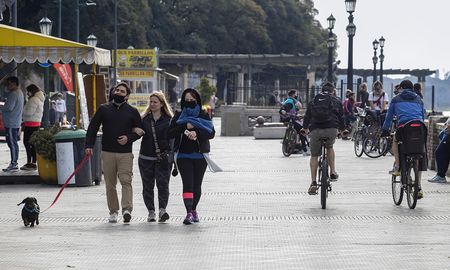 La Argentina se acerca a los 200.000 contagios de coronavirus desde la llegada de la pandemia. La Argentina se acerca a los 200.000 contagios de coronavirus desde la llegada de la pandemia.