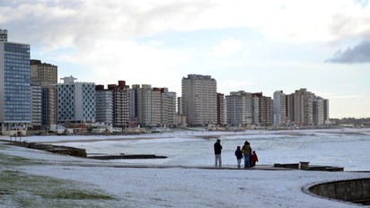 Nevó en Miramar: el impactante video de la nieve cerca de Mar del Plata