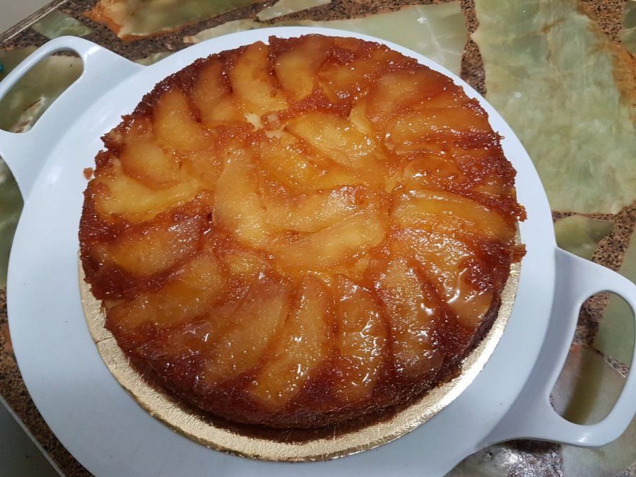Torta invertida de manzana.