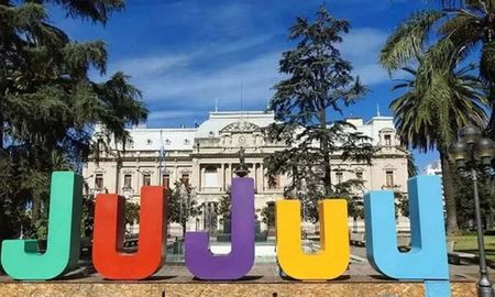 La Justicia federal de jujuy investiga un posible caso de trata de personas. La Justicia federal de jujuy investiga un posible caso de trata de personas.