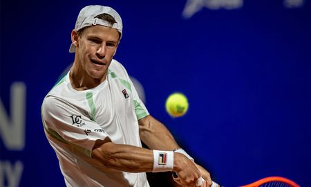 Diego Schwartzman venció a Jaume Munar y avanzó a cuartos de final del Argentina Open, donde se cruzará con Francisco Cerúndolo. Diego Schwartzman venció a Jaume Munar y avanzó a cuartos de final del Argentina Open, donde se cruzará con Francisco Cerúndolo.