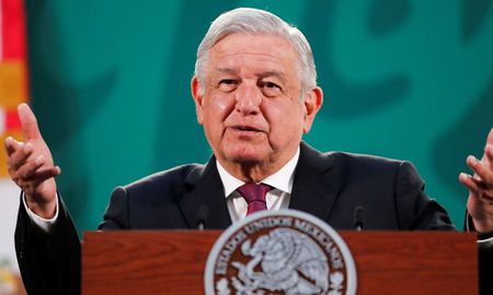 El presidente de México se manifestó en contra de las decisiones del Congreso estadounidense. El presidente de México se manifestó en contra de las decisiones del Congreso estadounidense.