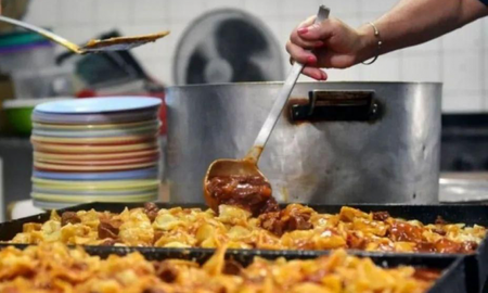 El Gobierno de la Provincia de Santa Fe, a través del Ministerio de Igualdad y Desarrollo Humano, que conduce Victoria Tejeda, invierte $ 3.236.045.587 para reforzar las políticas de seguridad alimentaria. El Gobierno de la Provincia de Santa Fe, a través del Ministerio de Igualdad y Desarrollo Humano, que conduce Victoria Tejeda, invierte $ 3.236.045.587 para reforzar las políticas de seguridad alimentaria.
