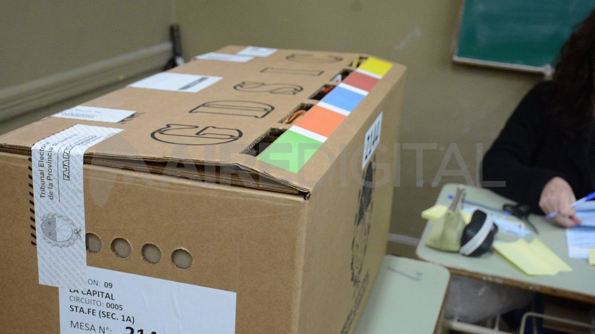 En las elecciones provinciales de Santa Fe se utiliza el sistema de boleta única de papel.