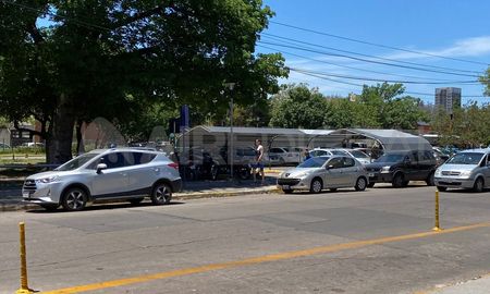 La zona de la Terminal de Ómnibus en donde se vienen generando reiterados disturbios y robos por parte de los cuidacoches. La zona de la Terminal de Ómnibus en donde se vienen generando reiterados disturbios y robos por parte de los cuidacoches.
