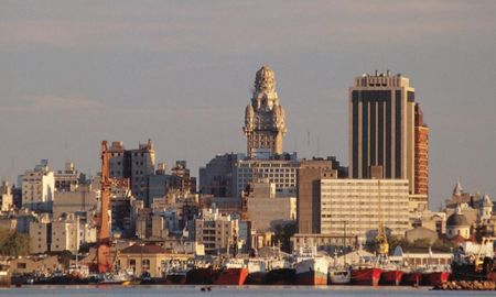 La detención se concretó en la ciudad de Montevideo, donde vive el empresario investigado por la Justicia de Santa Fe. La detención se concretó en la ciudad de Montevideo, donde vive el empresario investigado por la Justicia de Santa Fe.