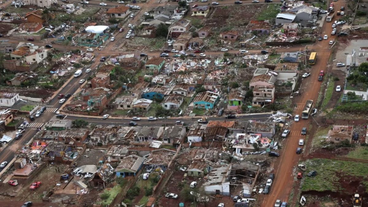 Vistas a&eacute;reo de las casas destruidas en el estado de Paran&aacute;, Brasil.
