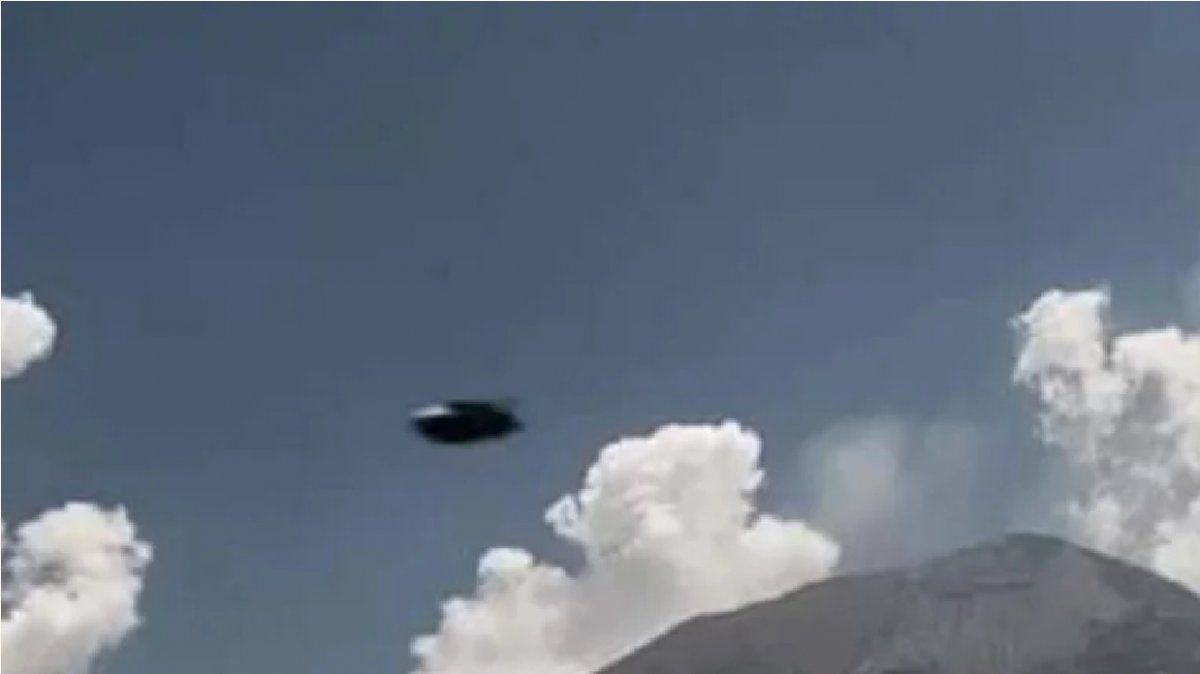 Un gigantesco OVNI sobrevoló distintas ciudades de Río Negro&nbsp;