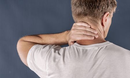insolito: un hombre se sono el cuello y tuvo un grave desenlace insolito: un hombre se sono el cuello y tuvo un grave desenlace