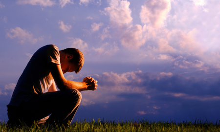 Una plegaria puede convertirse en una buena manera de ponerte en manos de Dios y pedir su acompañamiento para que abril sea un mes en el que reinen las noticias y los hechos positivos. Una plegaria puede convertirse en una buena manera de ponerte en manos de Dios y pedir su acompañamiento para que abril sea un mes en el que reinen las noticias y los hechos positivos.