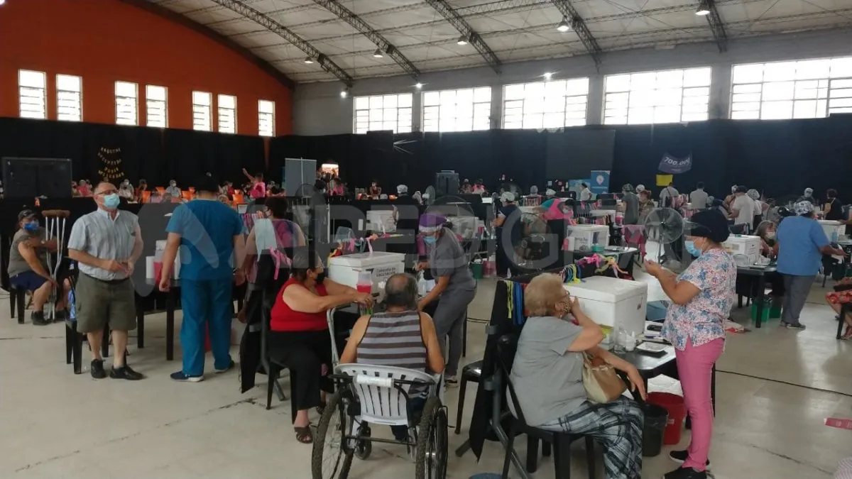 Aún hay 684.682 santafesinos en la provincia que van desde los 3 años de edad hasta los mayores de 79, que a pesar de haber sido turnados, no acudieron a la aplicación de la dosis de refuerzo contra el covid-19.