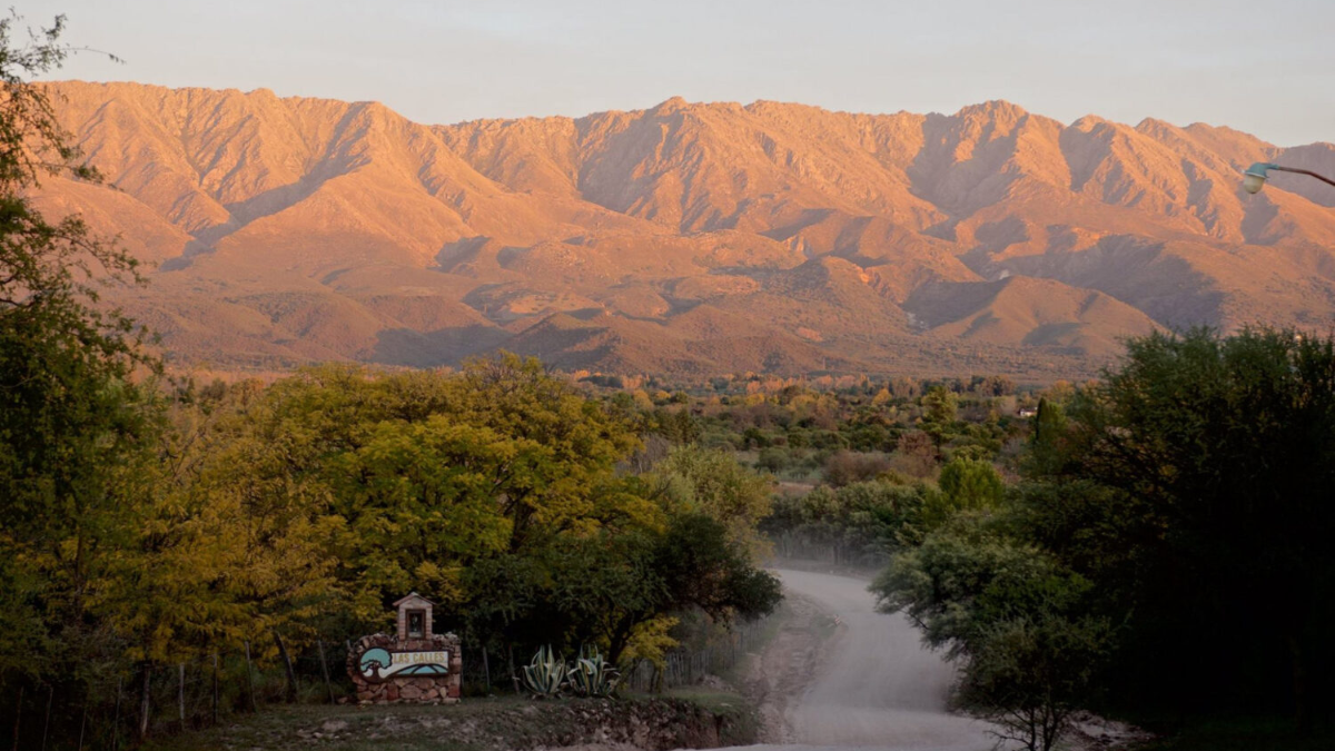 Escapada a Las Calles, el destino perfecto para descansar de la ciudad. Escapada a Las Calles, el destino perfecto para descansar de la ciudad.