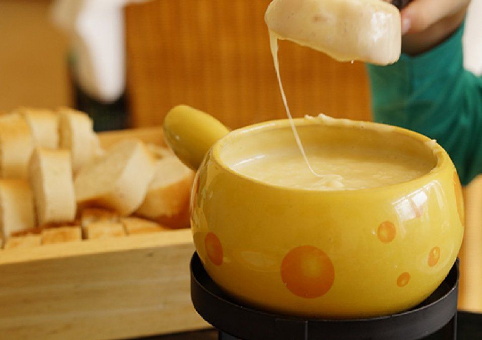 Cómo prepara una tarta casera de cebolla y queso