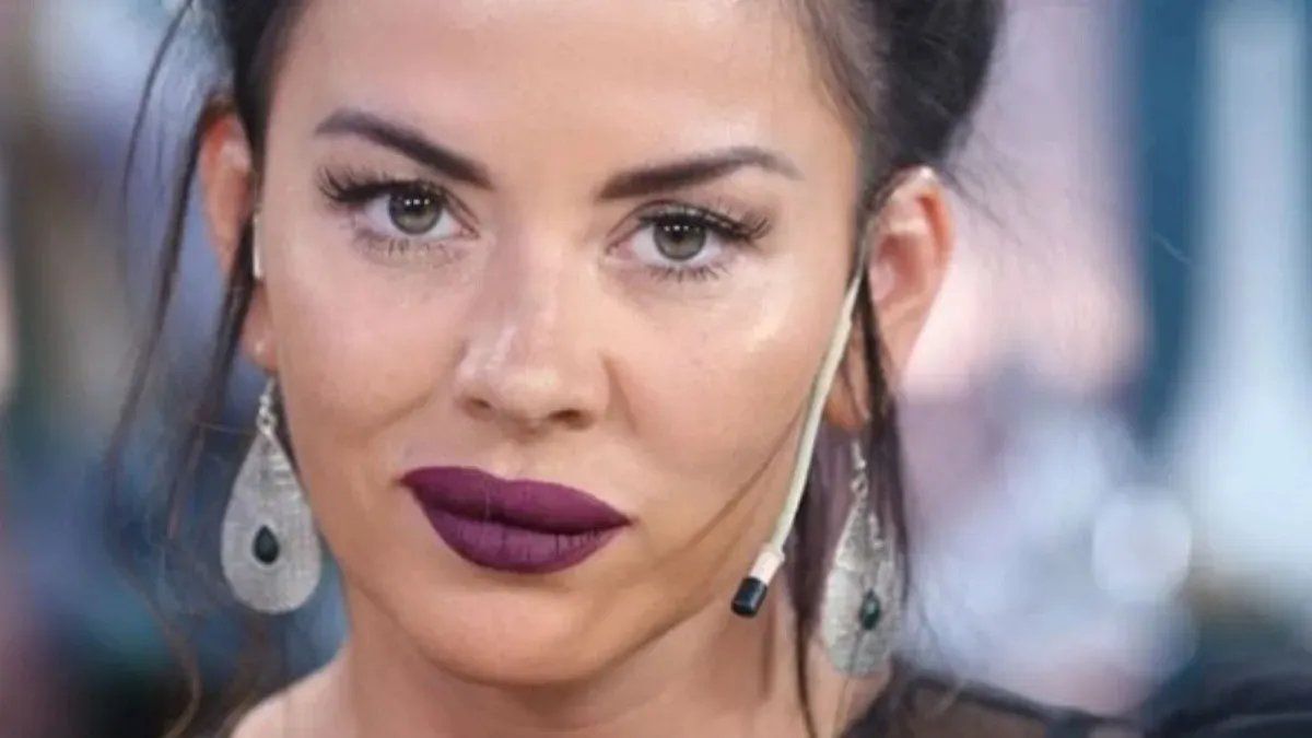 Karina Jelinek y un cuestionario bastante polémico.