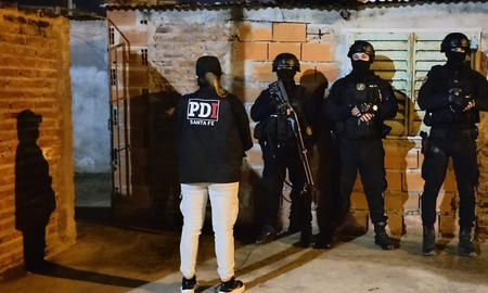 Se realizó un operativo en el distrito costero de Alto Verde. Se realizó un operativo en el distrito costero de Alto Verde.