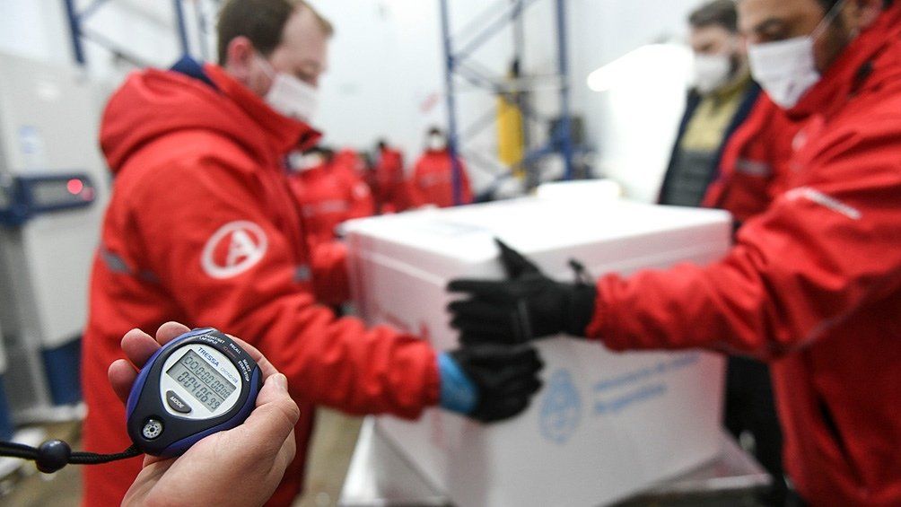 El Ministerio de Salud anunció que se pueden coadministrar las vacunas contra el coronavirus con otras del calendario nacional, lo que deja atrás el intervalo de 14 días que se había establecido inicialmente.