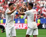 El equipo africano le ganó 3-0 a los canadienses por los octavos de final de la Copa del Mundo y consiguió el boleto a la siguiente instancia. El equipo africano le ganó 3-0 a los canadienses por los octavos de final de la Copa del Mundo y consiguió el boleto a la siguiente instancia.