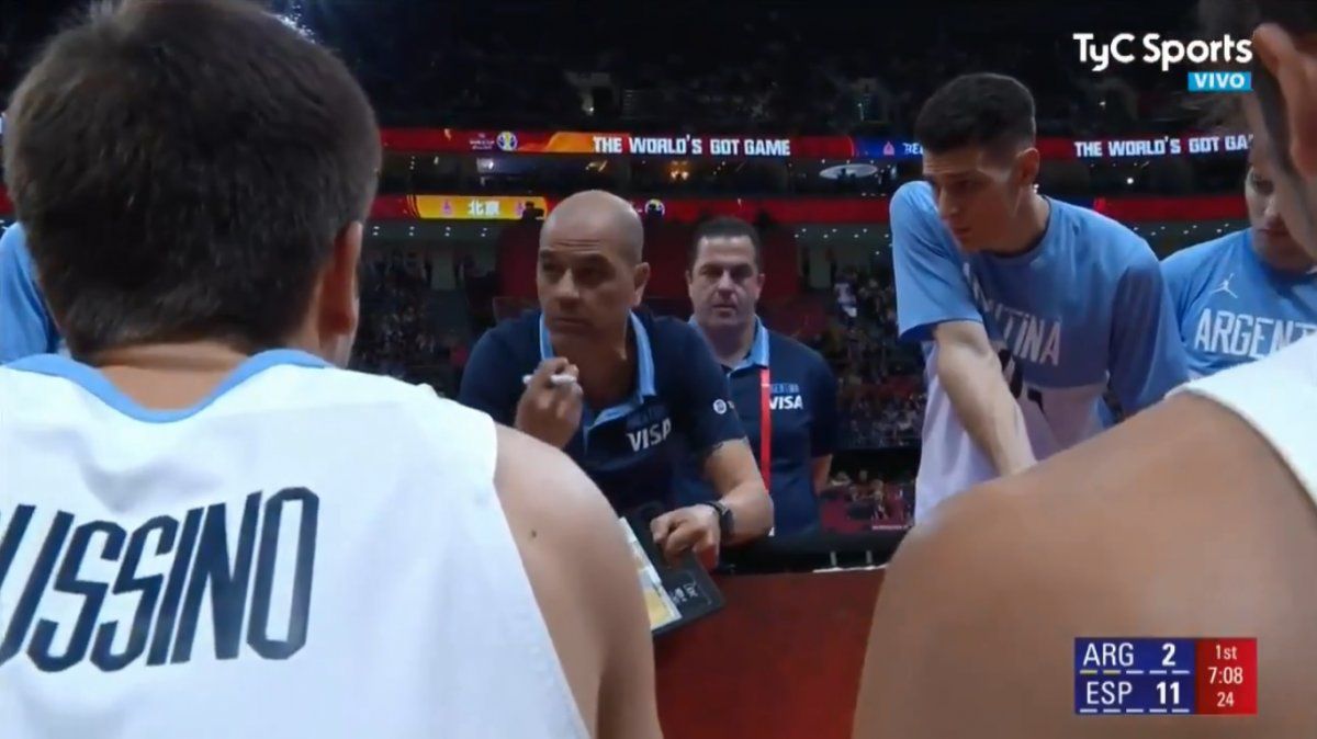 El enojo de Sergio Hernández con sus dirigidos: “Si no pueden, acá hay siete más”