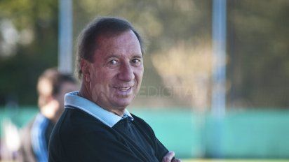 La familia de Bilardo afirma que no está contagiado de coronavirus