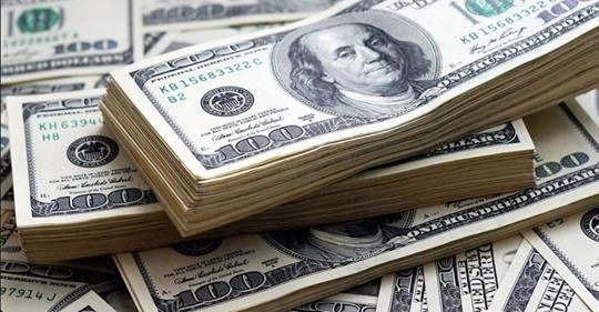 Devolvió un maletín con medio millón de dólares y rechazó la recompensa por este conmovedor motivo