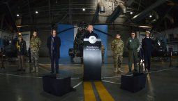 El Gobierno oficializó las reformas en las Fuerzas Armadas El Gobierno oficializó las reformas en las Fuerzas Armadas
