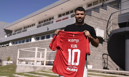 Bombazo: el Kun Agüero ilusionó a todos los hinchas de Independiente con un posible regreso. Bombazo: el Kun Agüero ilusionó a todos los hinchas de Independiente con un posible regreso.
