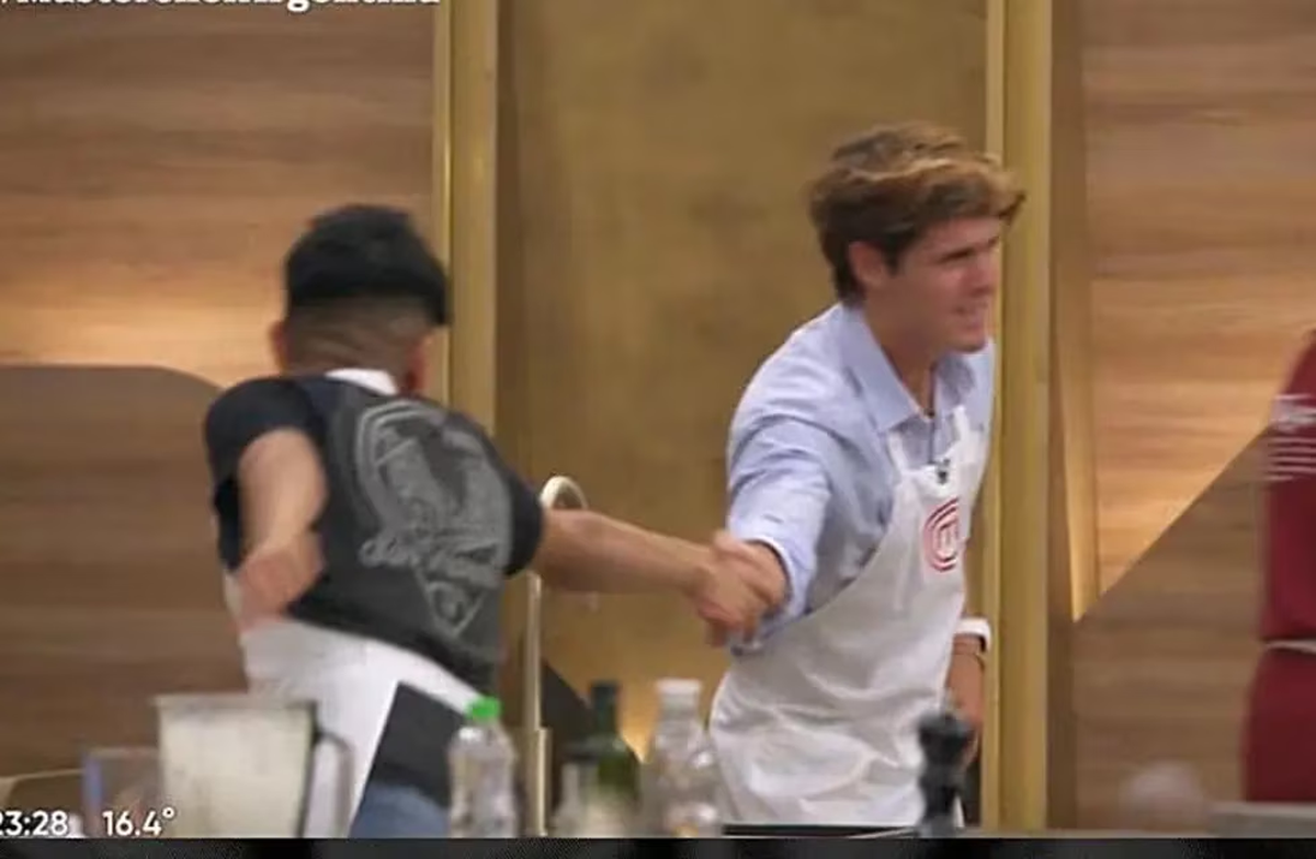 El día que Marcos Ginocchio visitó los estudios de MasterChef. El día que Marcos Ginocchio visitó los estudios de MasterChef.