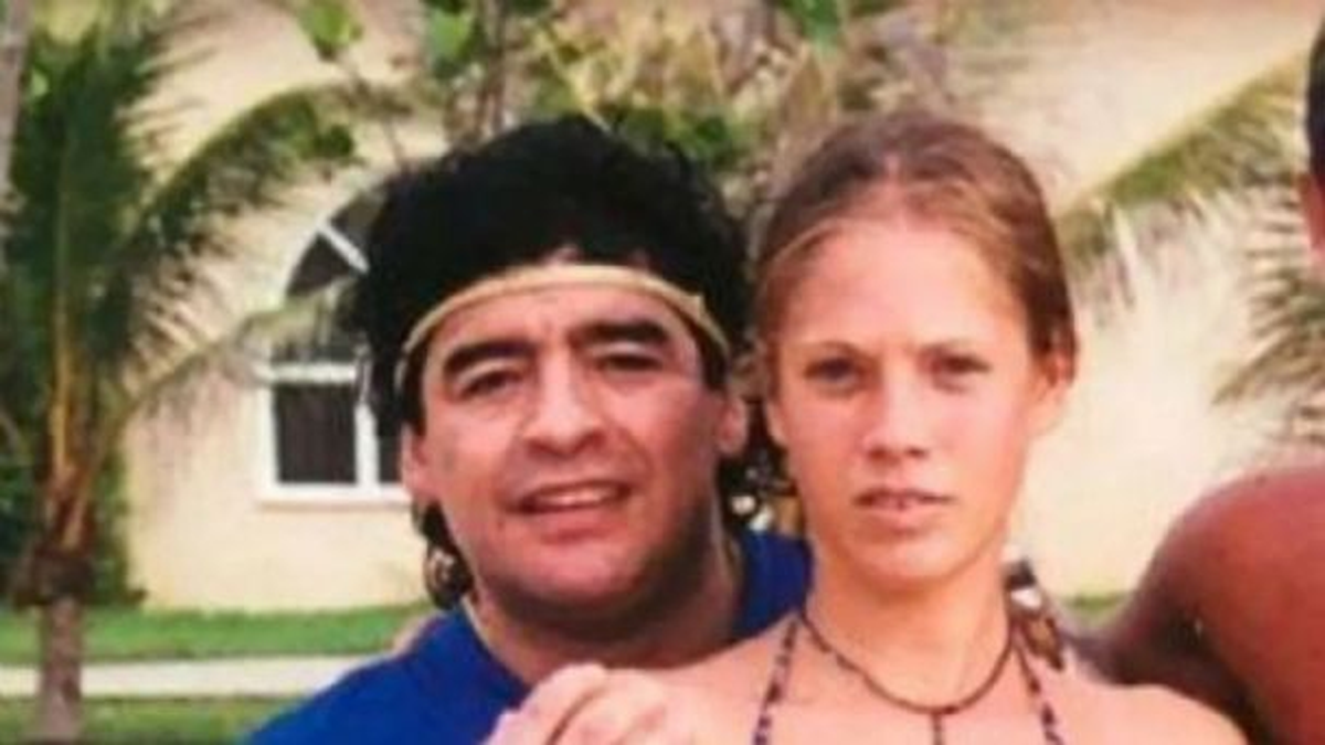 Mavys Álvarez contó como fue su vínculo con Diego Maradona en el 2000
