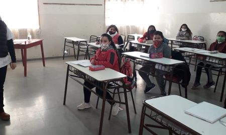 Después de un año sin los chicos en las aulas, el retorno a clases es clave. Después de un año sin los chicos en las aulas, el retorno a clases es clave.