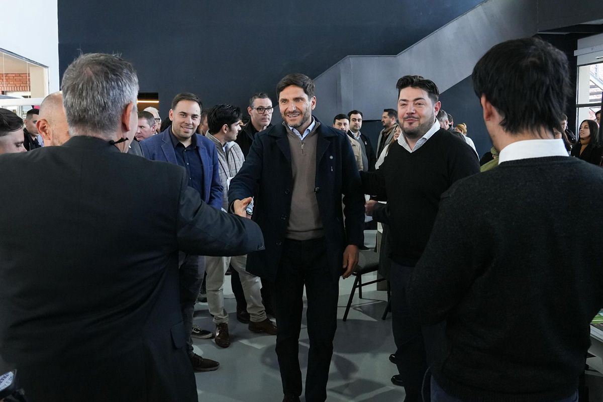 El encuentro de negocios, impulsado por la Provincia, se realizó en Rosario y participaron el gobernador Maximiliano Pullaro y el ministro Gustavo Puccini. El encuentro de negocios, impulsado por la Provincia, se realizó en Rosario y participaron el gobernador Maximiliano Pullaro y el ministro Gustavo Puccini.