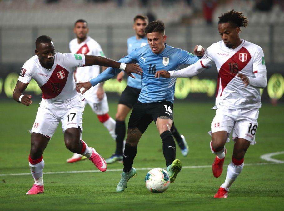 Uruguay y Perú jugarán en Montevideo un partido clave por un pasaje directo a Qatar 2022