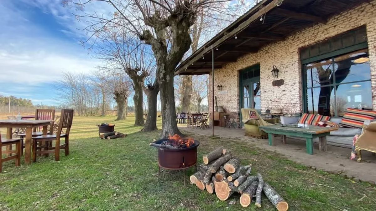 Escapada a un pueblo secreto de Buenos Aires con túneles, glamping y comida al disco