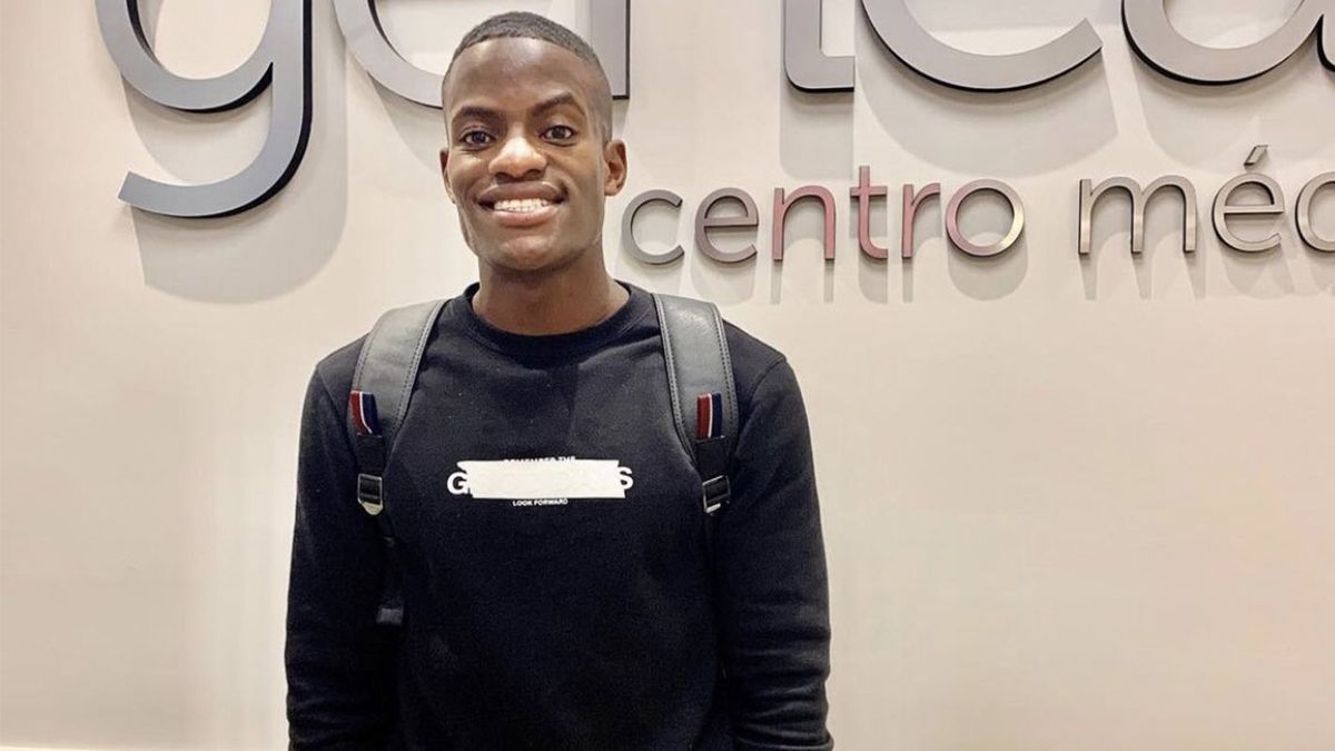 Andrés Felipe Román llegó a la Argentina para convertirse en nuevo jugador de Boca.