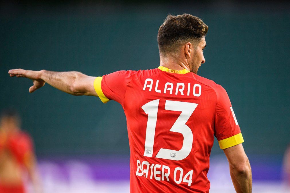Lucas Alario se lesionó y se pierde el resto de la temporada con el Bayer Leverkusen