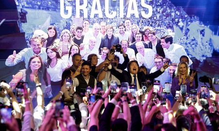 Javier Milei celebró la victoria de La Libertad Avanza en las elecciones legislativas. Javier Milei celebró la victoria de La Libertad Avanza en las elecciones legislativas.