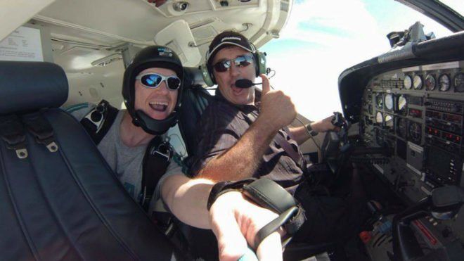 Aseguran que el piloto del avión de Emiliano Sala era daltónico y tenía prohibido volar de noche