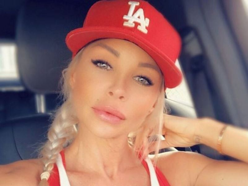 La actriz Zoe Gregory aseguró que el novio de Jennifer López le manda