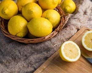 Cómo hay que guardar los limones para que no se sequen y duren más tiempo. Cómo hay que guardar los limones para que no se sequen y duren más tiempo.