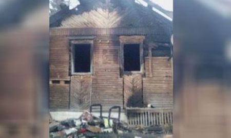Estaba borracha y prendió fuego su casa con los hijos dentro