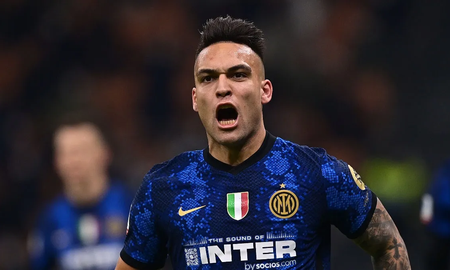 Lautaro Martínez, campeón del mundo en Qatar, cambió de equipo. Lautaro Martínez, campeón del mundo en Qatar, cambió de equipo.