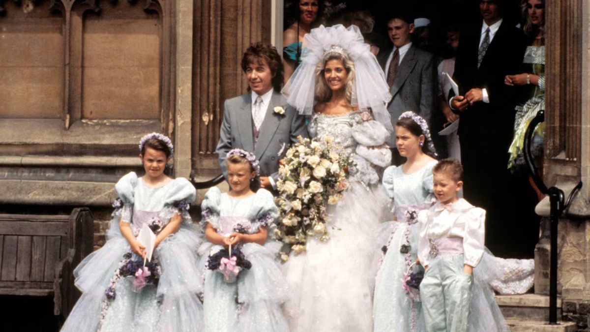 Bill Wyman, exbajista de los Rolling Stones, y Mandy Smith se casaron en 1989. En ese momento, él tenía 52 años y ella 18. Bill Wyman, exbajista de los Rolling Stones, y Mandy Smith se casaron en 1989. En ese momento, él tenía 52 años y ella 18.